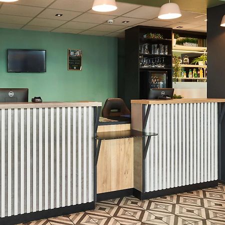 B&B Hotel Massy Gare Tgv Екстериор снимка