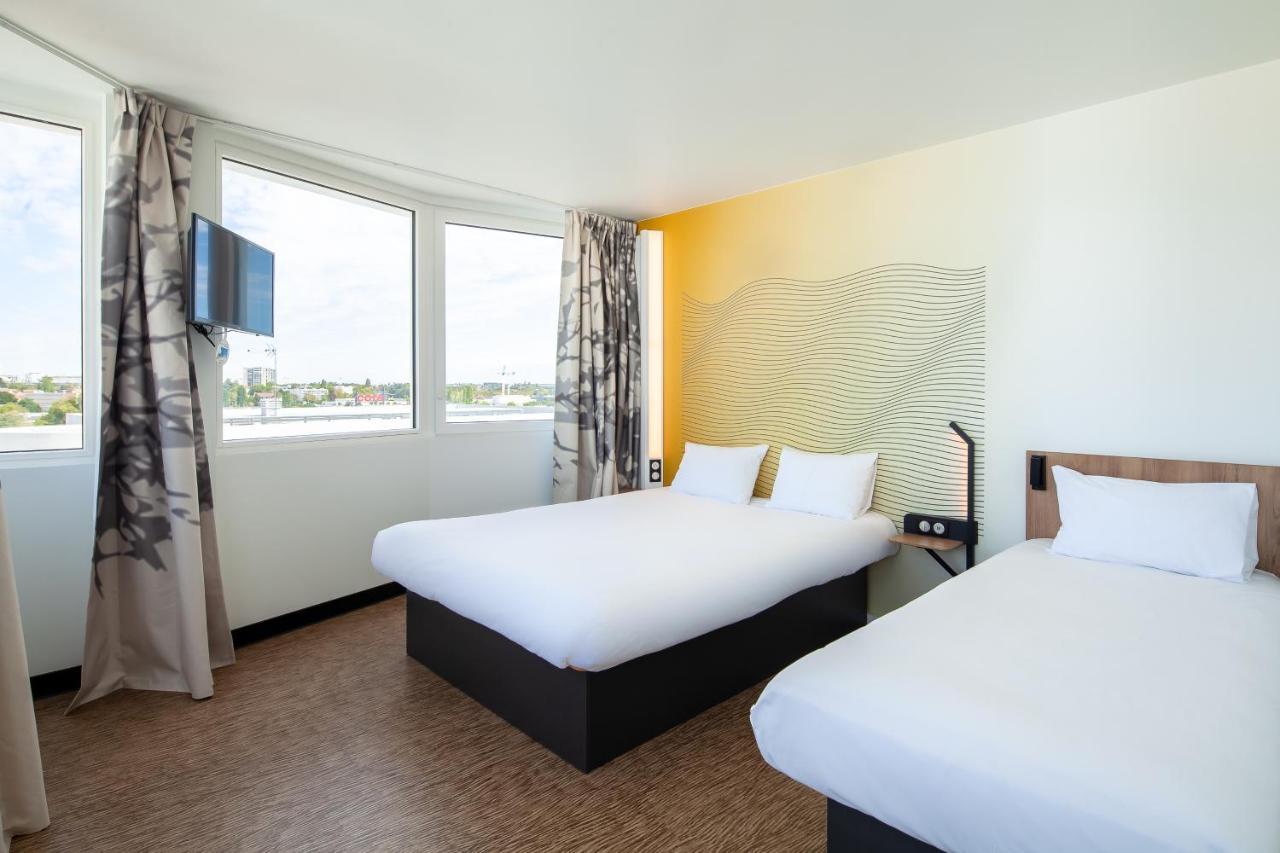 B&B Hotel Massy Gare Tgv Екстериор снимка