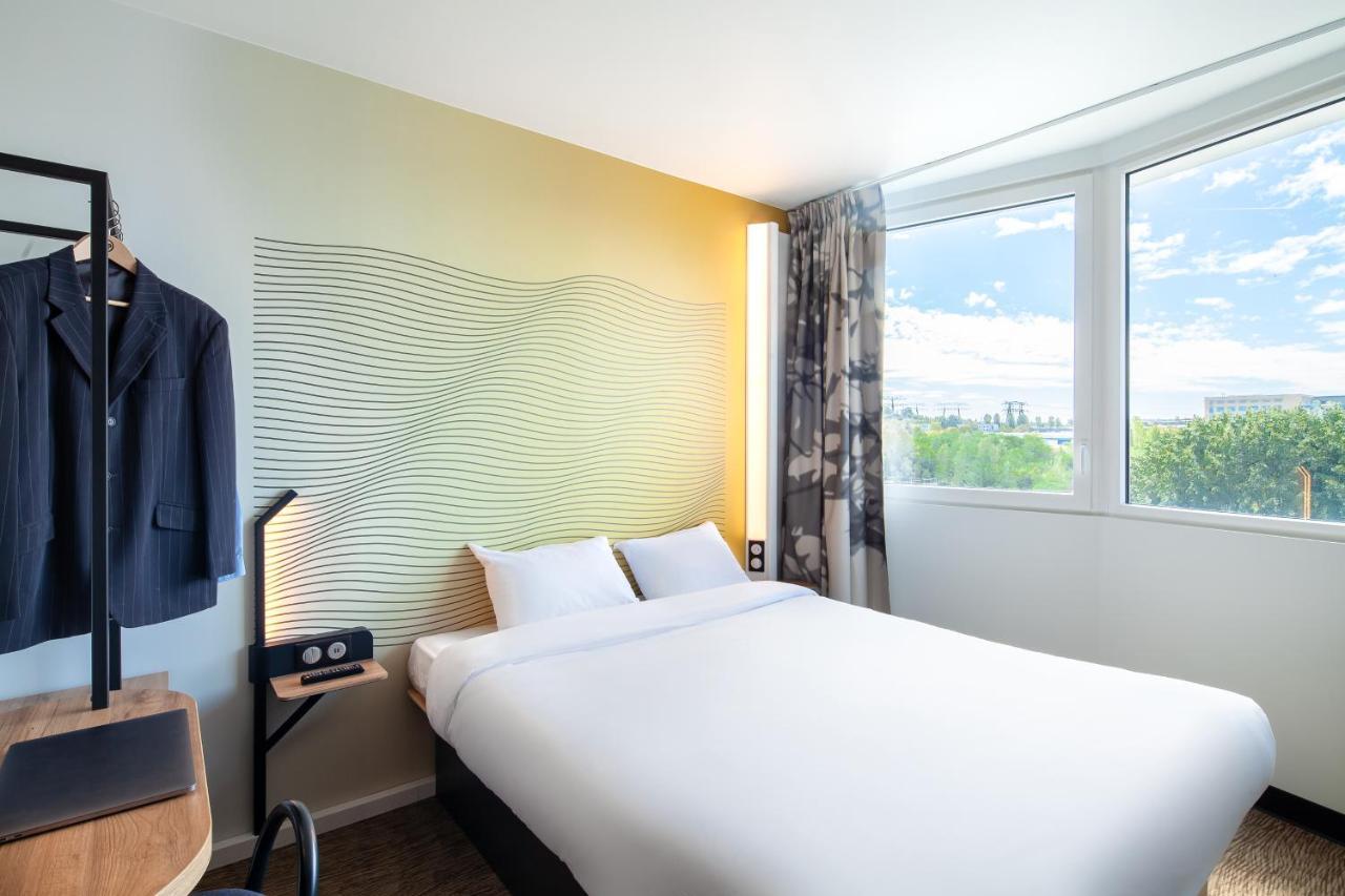 B&B Hotel Massy Gare Tgv Екстериор снимка
