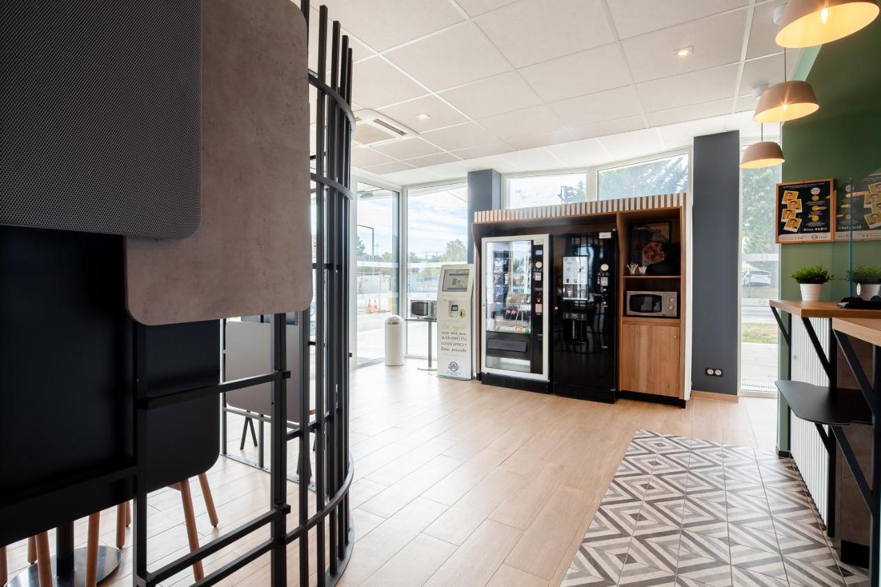 B&B Hotel Massy Gare Tgv Екстериор снимка
