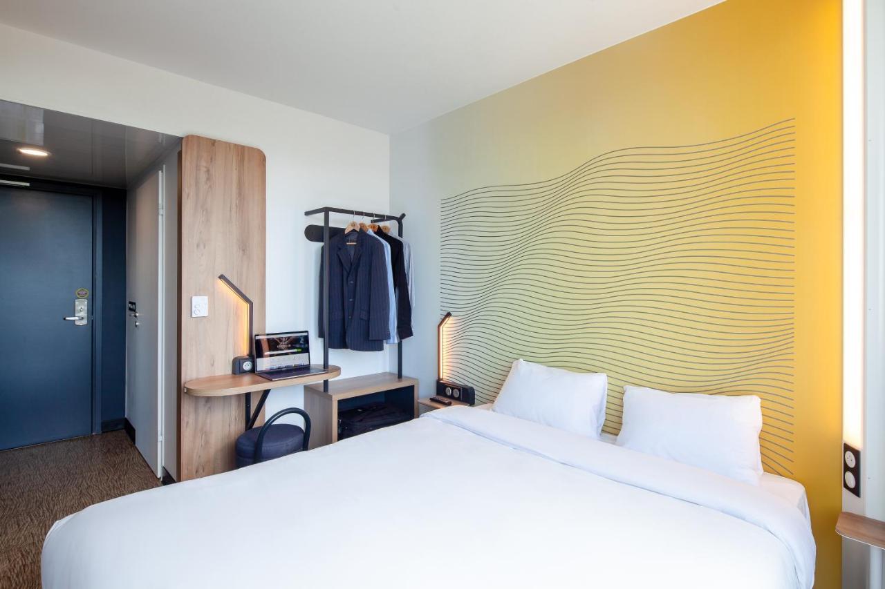 B&B Hotel Massy Gare Tgv Екстериор снимка